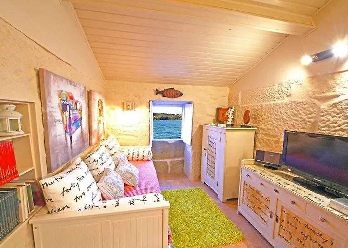 Casa Do Sal * Combarro